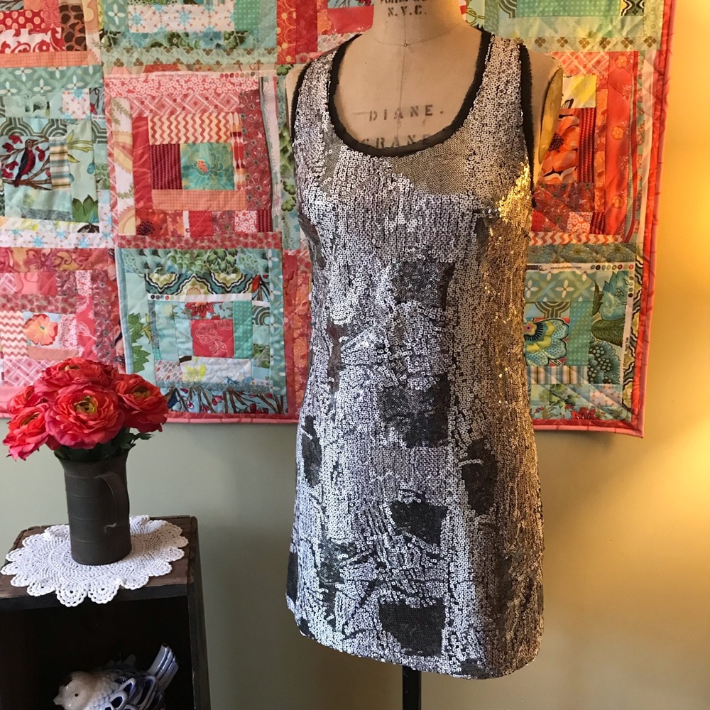 NWT Donna Morgan Sequined Racerback Dress